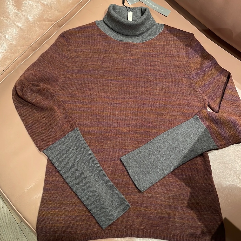 Women turtleneck sweater